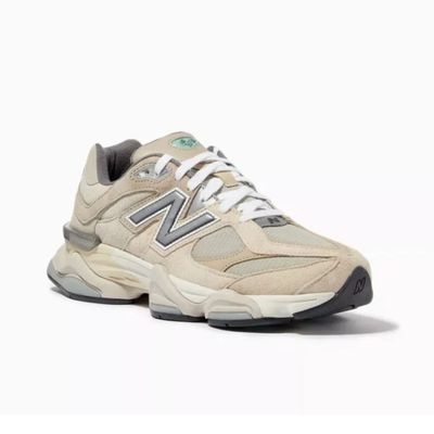 New Balance 9060 Beige / grey