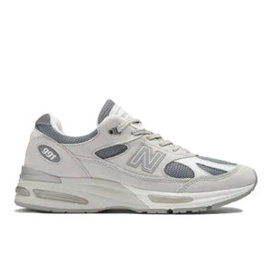 New Balance 991v2